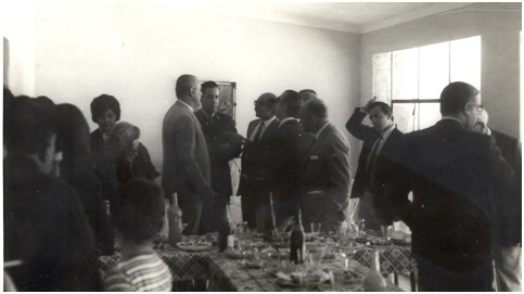 Acto de inauguración, 23 de mayo de 1973. Entre
    otros, el Gobernador Spangenberg y su comitiva, P.P. Díaz, y Julia Díaz, su
    esposa.